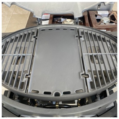 Pit Boss 3 Burner Portable Gas Grill - Center Griddle